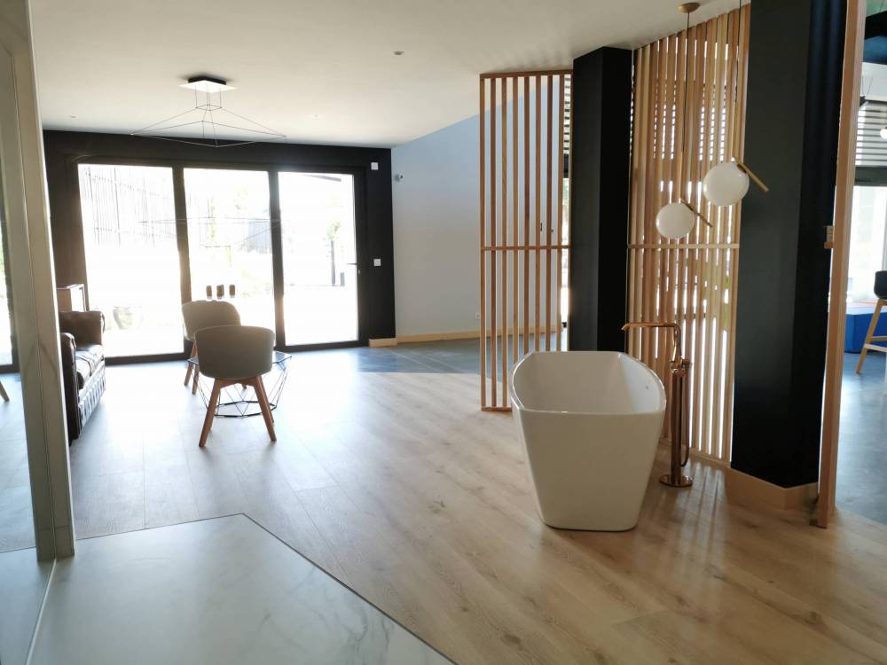 Showroom